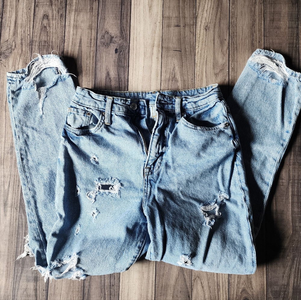 H&M mom high waisted jeans